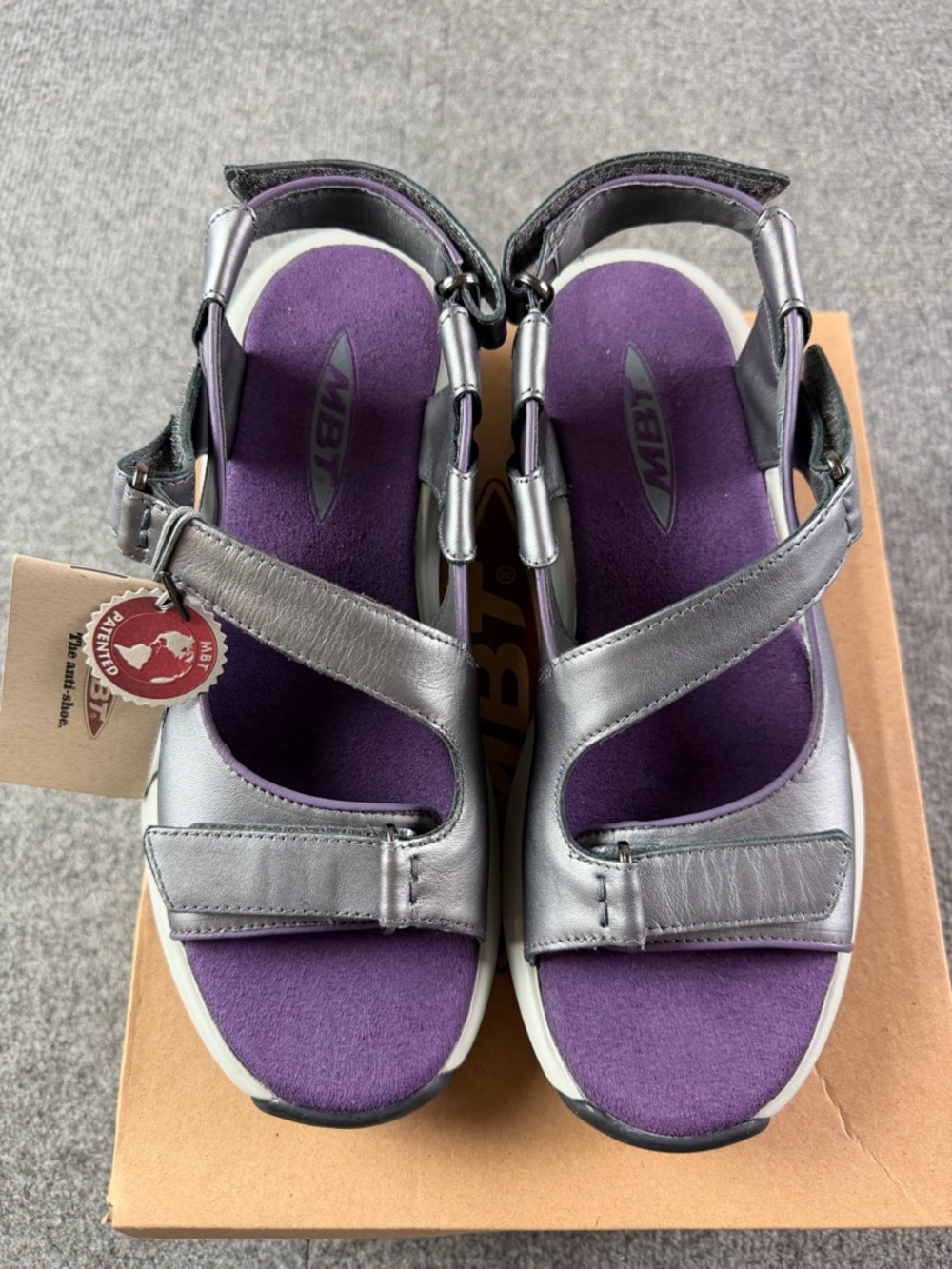 MBT Panda Anthracite Women’s Leather Sandals Size 39 (8.5) Gray/White